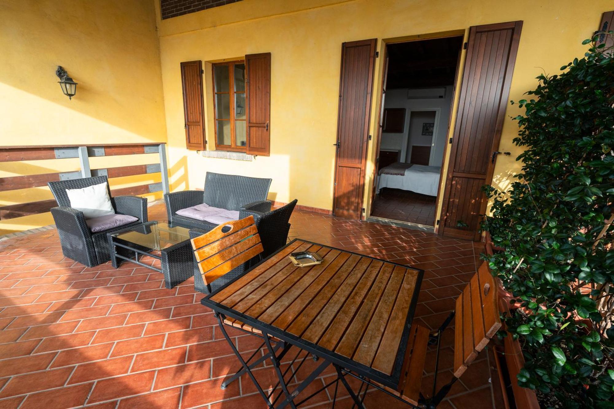 Agriturismo Bassanella Тревильо Экстерьер фото